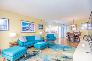 5555 N Cumberland Ave, Chicago, IL 60656 - Photo 3