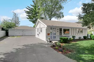 5613 W 84th Pl, Burbank, IL 60459 - Photo 3