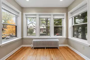 5728 N Maplewood Ave, Chicago, IL 60659 - Photo 9