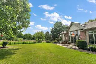 8700 Berkley Ct, Orland Park, IL 60462 - Photo 33