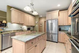 8700 Berkley Ct, Orland Park, IL 60462 - Photo 15