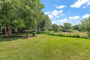 8700 Berkley Ct, Orland Park, IL 60462 - Photo 35