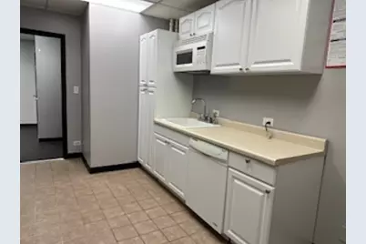 51 Sherwood Terrace #Q, Lake Bluff, IL 60044 - Photo 3