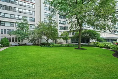 3430 N Lake Shore Drive #12J, Chicago, IL 60657 - Photo 39