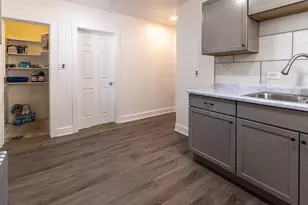 919 N Karlov Ave, Chicago, IL 60651 - Photo 15