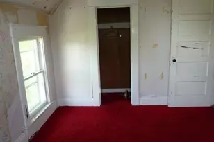 233 N 1st St, Carthage, IL 62321 - Photo 27