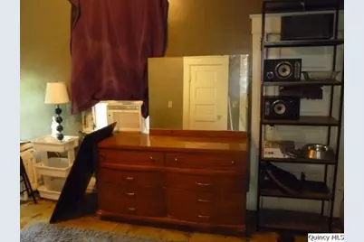 233 N First Street, Carthage, IL 62321 - Photo 23