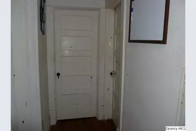 233 N First Street, Carthage, IL 62321 - Photo 25