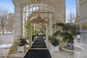 1544 N State Pkwy, Chicago, IL 60610 - Photo 3