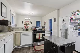 330 1st St, Batavia, IL 60510 - Photo 17