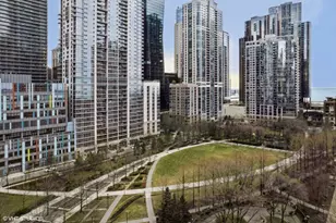 211 N Harbor Dr, Chicago, IL 60601 - Photo 27