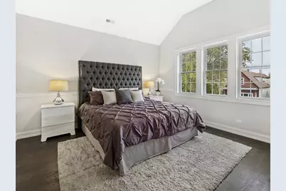 1938 N Ridgeway Avenue, Chicago, IL 60647 - Photo 13