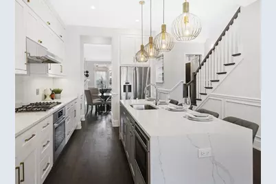 1938 N Ridgeway Avenue, Chicago, IL 60647 - Photo 5