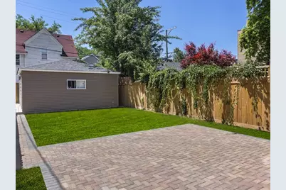 1938 N Ridgeway Avenue, Chicago, IL 60647 - Photo 31