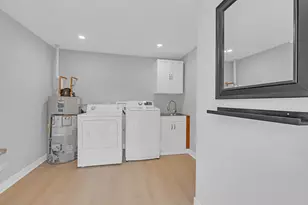 1055 N Bluebonnet Ln, Hoffman Estates, IL 60169 - Photo 21
