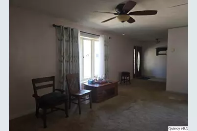 705 S Washington, Carthage, IL 62321 - Photo 3