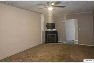 705 S Washington, Carthage, IL 62321 - Photo 5