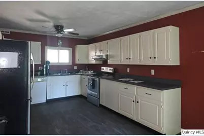 705 S Washington, Carthage, IL 62321 - Photo 7