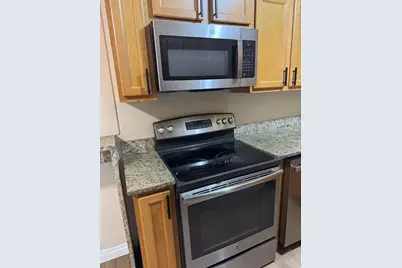 3012 W 171st Street #GT, Hazel Crest, IL 60429 - Photo 5