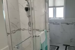 5153 Dobson St, Skokie, IL 60077 - Photo 25