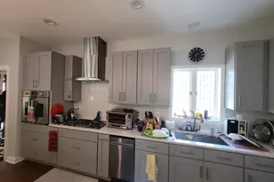 5153 Dobson St, Skokie, IL 60077 - Photo 3