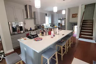 5153 Dobson St, Skokie, IL 60077 - Photo 5