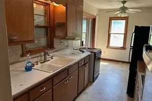 10502 Seaman Rd, Hebron, IL 60034 - Photo 13