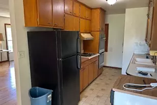 10502 Seaman Rd, Hebron, IL 60034 - Photo 5