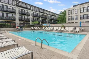 1070 W 15th St, Chicago, IL 60608 - Photo 15