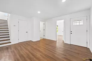 316 Old Sutton Rd, Barrington, IL 60010 - Photo 5