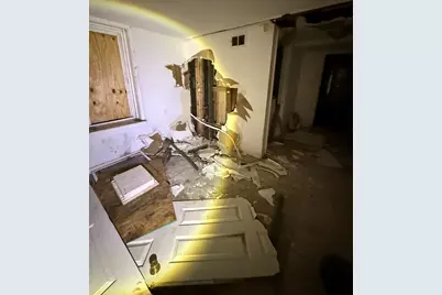 8417 S Escanaba Avenue, Chicago, IL 60617 - Photo 13