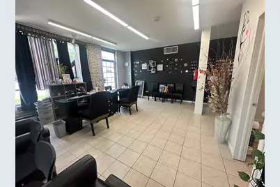 5657 W Fullerton Avenue, Chicago, IL 60639 - Photo 3