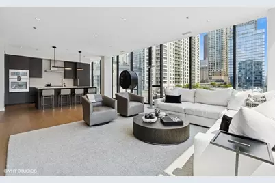 [Address not provided], Chicago, IL 60654 - Photo 9