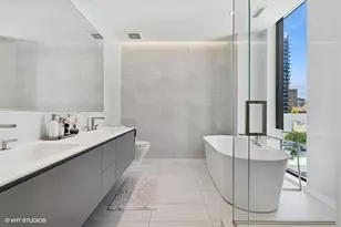 [Address not provided], Chicago, IL 60654 - Photo 31