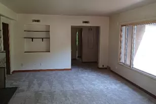 210 Maple Ln, Thornton, IL 60476 - Photo 7