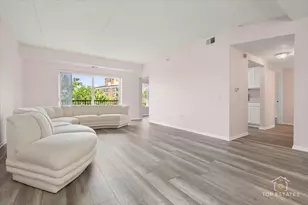 190 N Milwaukee Ave, Wheeling, IL 60090 - Photo 9