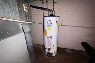 12328 S Carpenter St, Calumet Park, IL 60827 - Photo 15