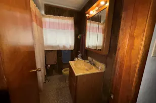 12328 S Carpenter St, Calumet Park, IL 60827 - Photo 9