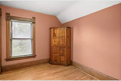 822 Dekalb Avenue, Sycamore, IL 60178 - Photo 17