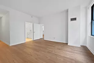 5 N Wabash Ave, Chicago, IL 60602 - Photo 19