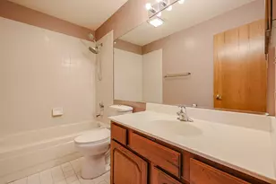 629 Dogleg Ln, Bartlett, IL 60103 - Photo 31