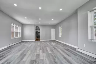 7409 W 63rd Pl, Summit, IL 60501 - Photo 3