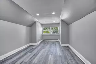 7409 W 63rd Pl, Summit, IL 60501 - Photo 13