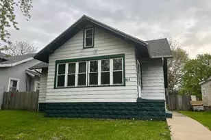 550 S Poplar Ave, Kankakee, IL 60901 - Photo 1