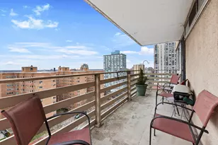 5601 N Sheridan Rd, Chicago, IL 60660 - Photo 11