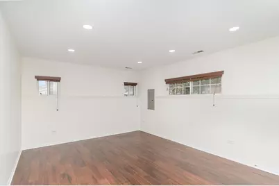 7500 Laramie Avenue, Skokie, IL 60077 - Photo 13