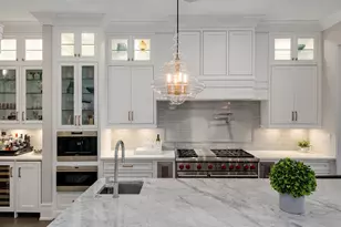 1823 N Bissell St, Chicago, IL 60614 - Photo 11