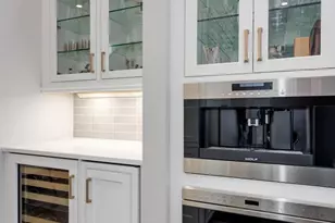 1823 N Bissell St, Chicago, IL 60614 - Photo 15