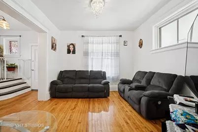 558 N Crystal Street, Elgin, IL 60123 - Photo 3