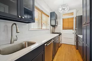 [Address not provided], Evanston, IL 60202 - Photo 9